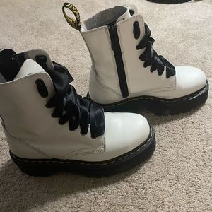 Platform dr. Martens with side zipper, size 7 women’s.